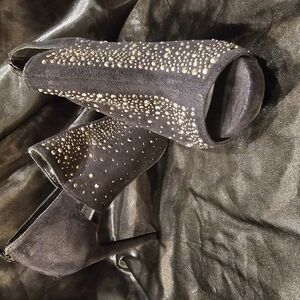 Elegant Black Studded Women's Heels